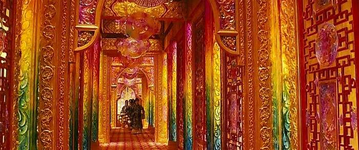 무조건 화려한 것이 최고임을 강조하는 쭝국 영화.jpg | 인스티즈