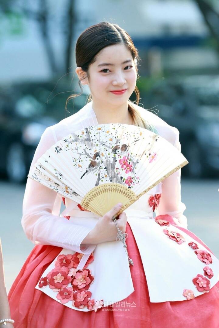 [트와이스] 급식단 출퇴근길 모음 | 인스티즈