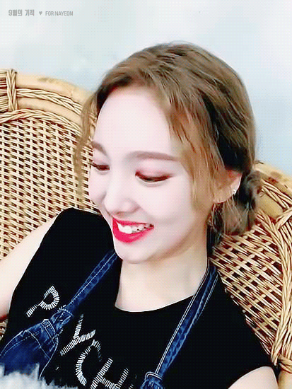 강아지보다 더 귀여운 나연이 | 인스티즈