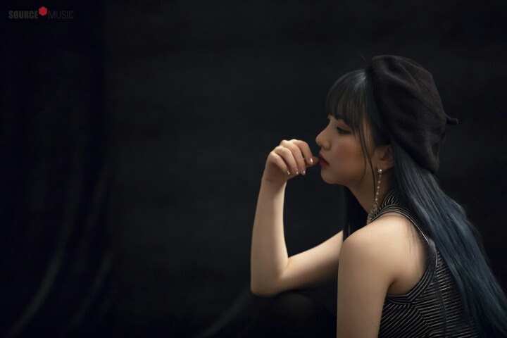 여자친구 여름여름해 자켓사진 촬영 비하인드컷.jpg | 인스티즈