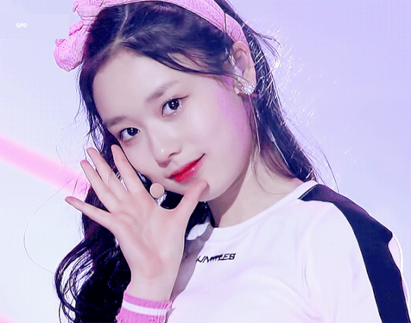 [프로듀스48] 아이돌미 빠방인데 분량 적은 두분..gif | 인스티즈