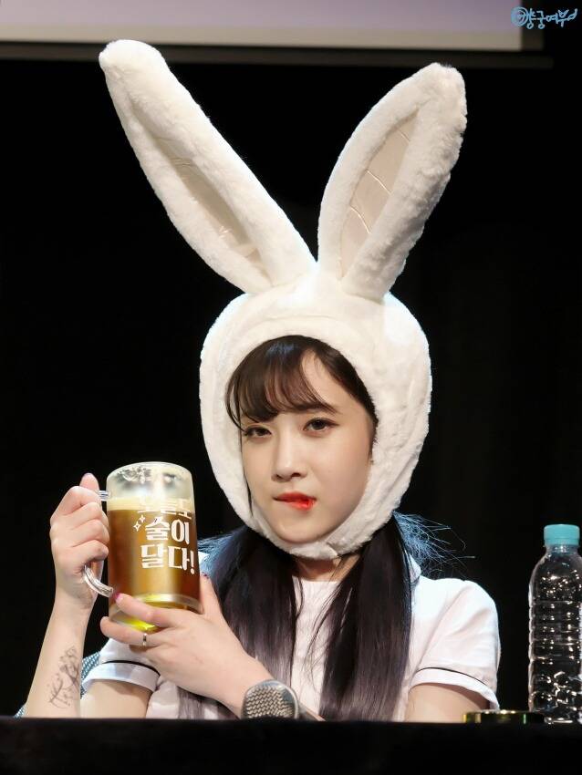 [러블리즈] 간만에 1주일 비우고 출근한게 적응이 안되서 지애누나 | 인스티즈