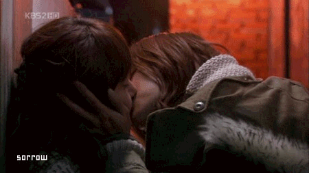 KBS 드라마 키스씬들 몇 장.gif | 인스티즈