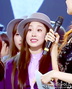 러블리즈 지수.gif | 인스티즈