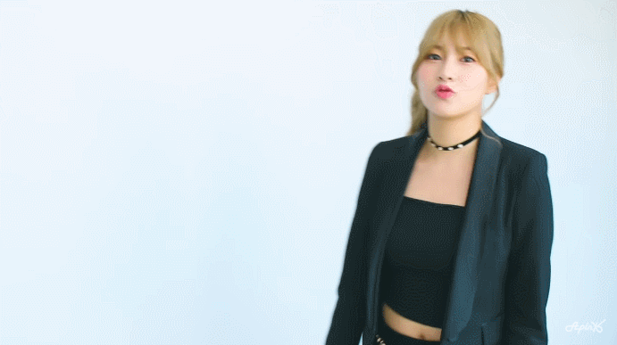 또 사고친 오른손나은.gif | 인스티즈