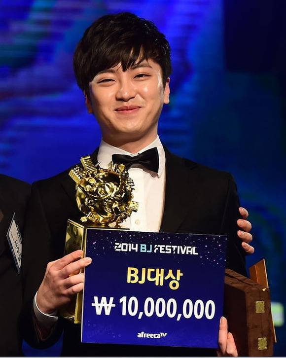 많은 사람들이 아프리카 TV에서 다시 보고 싶어 하는 BJ | 인스티즈