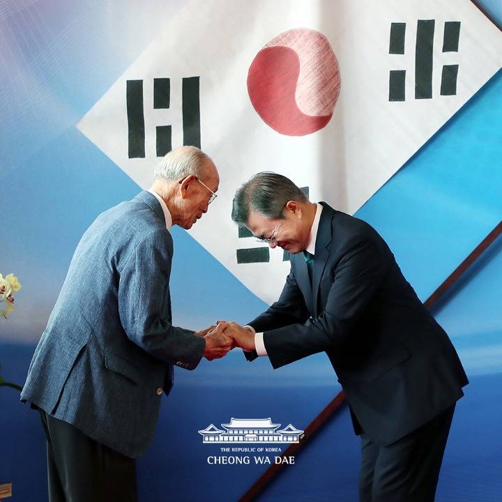 대통령의 품격.gif | 인스티즈