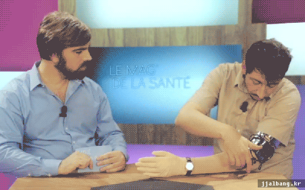 딸치는 기계 | 인스티즈