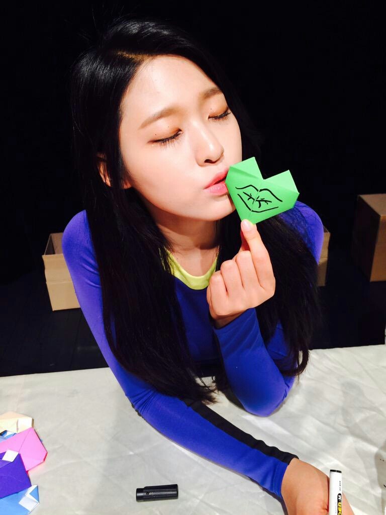 설현이 정말 좋아? | 인스티즈