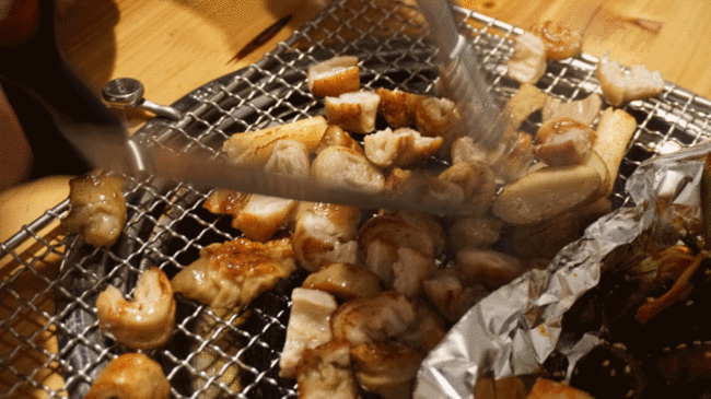 쫄깃쫄깃 고소한 막창구이 움짤 gif | 인스티즈