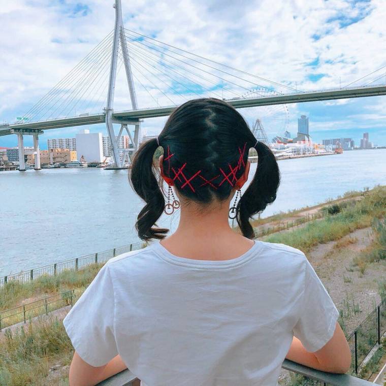 여자친구 예린 뒤통수.jpg | 인스티즈