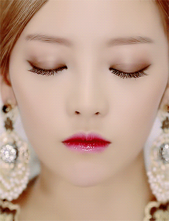 개인적으로 센세이션이었던 구하라 비주얼.jpgif | 인스티즈