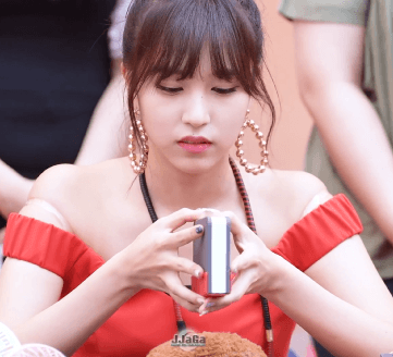 트와이스 미나 정체가뭐죠!? .gif | 인스티즈