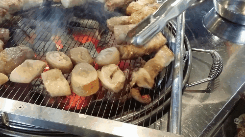 쫄깃쫄깃 고소한 막창구이 움짤 gif | 인스티즈