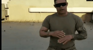 미군이 알려준 칼든 사람 상대하는법 | 인스티즈