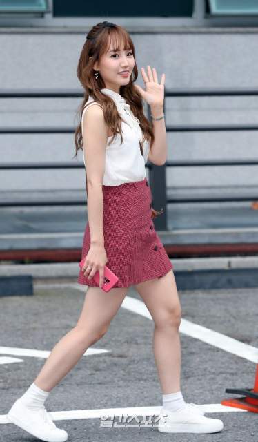 프듀 박해윤 출근길 gif | 인스티즈