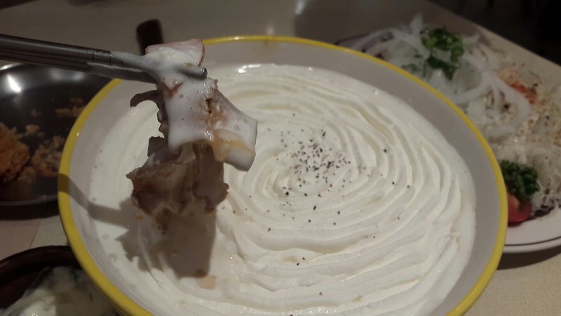 [우동] 크림이 토핑처럼 진짜 위에 올라가는 크림카레우동 | 인스티즈