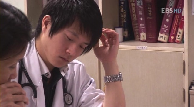 대한민국에서의 의사들의 하루.jpg | 인스티즈