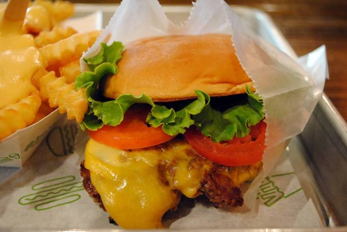 한국사람들에게 호불호가 명확히 갈리는 미국식 햄버거 2가지.jpg | 인스티즈