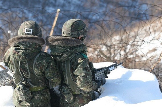 ??? : 흥민이 형 벌써 겨울이네 | 인스티즈