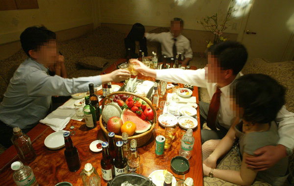 회사 다니면서 가장 충격적이였던 것 (여성분 클릭금지) | 인스티즈