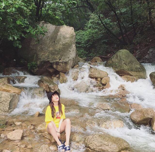 7/25 계곡에 간 걸스데이 민아.insta | 인스티즈