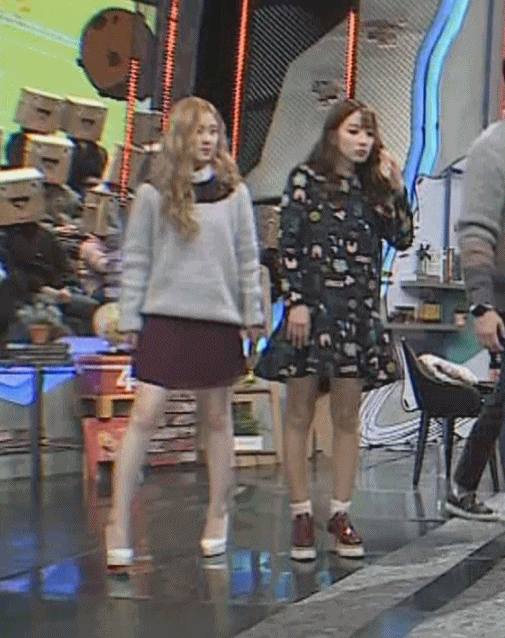 아이린 챙기는 지숙.gif | 인스티즈