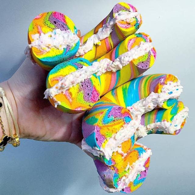 뉴욕에 파는 레인보우 베이글 | 인스티즈