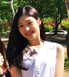 성년의날 꽃받은 꽃미소 아이오아이(ioi) 정채연 | 인스티즈