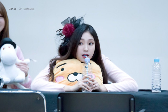 [러블리즈] 아틀레티코의 마킹은 누가 좋을까 생각하다가 지수 | 인스티즈