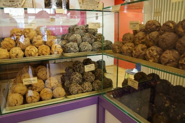 갑자기 많이 생겼다가 어느순간 하나씩 없어진 가게.jpg | 인스티즈