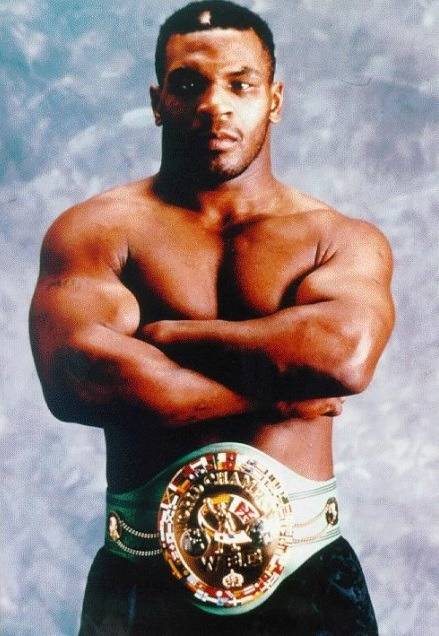 한대 맞을때마다 1억줌 여러분들 선택은? .jpg | 인스티즈