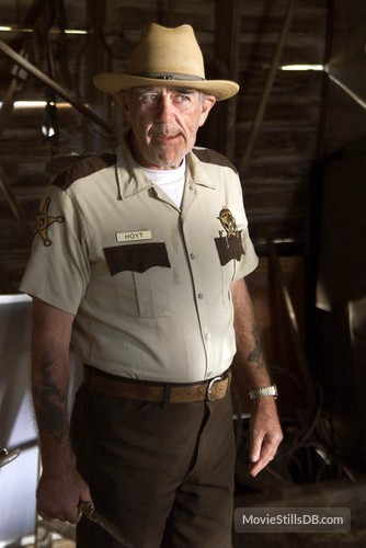 텍사스 전기톱 연쇄살인사건-(R. 리 이메이) (영화) | 인스티즈