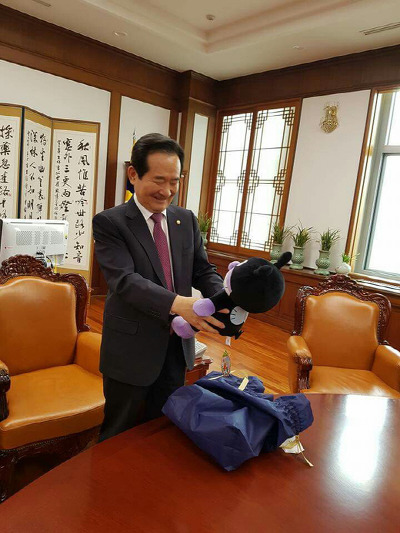 정치계의 짱덕담당 (feat.세균맨) | 인스티즈