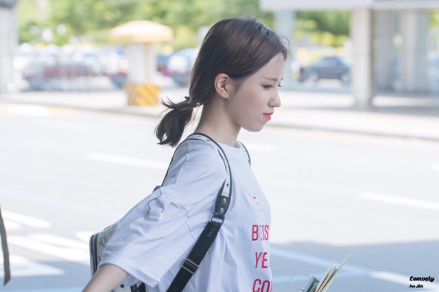 [러블리즈] 더블 1955버거 먹고 와서 명은이 | 인스티즈