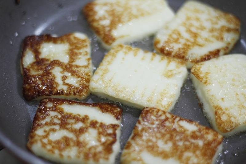 [치즈] 별다른 번거로운 조리 없이 그저 치즈 그대로 익혀서 먹는.... 구워먹는 치즈 | 인스티즈