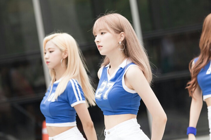 밖에서 새가 기분좋게 울어서 우주소녀 은서 | 인스티즈