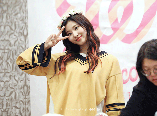 트와이스 뮤비 세편 1억뷰 달성 | 인스티즈