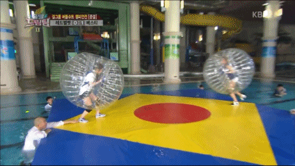 레드벨벳 아이린 vs 베스티 유지.gif | 인스티즈