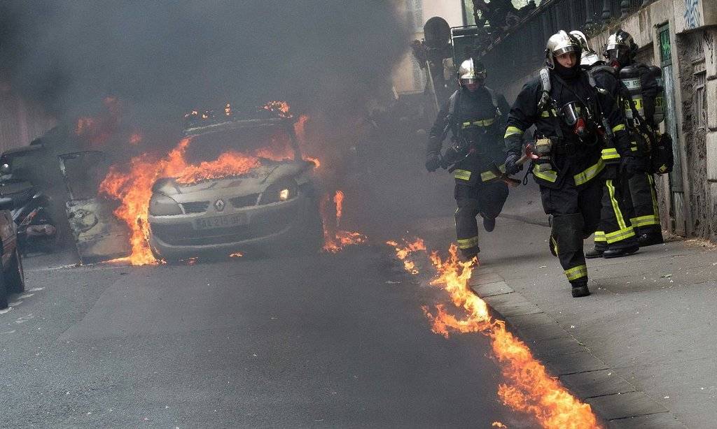 폭력 시위라고? | 인스티즈