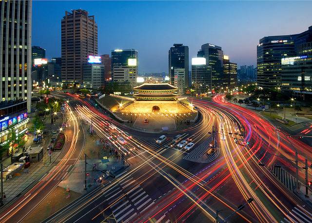 100％ 확률로 한국에서 태어나기 vs 50％ 살고싶은 나라 or 50％ 북한에서 태어나기 | 인스티즈