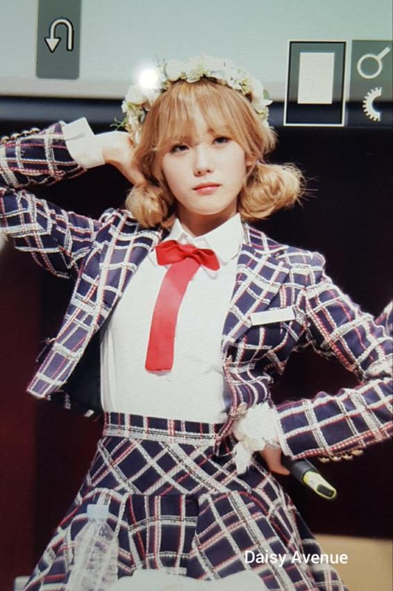 한 아이돌의 섹시포즈 | 인스티즈