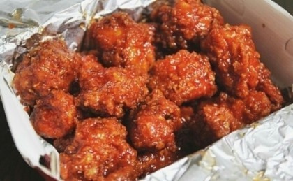 살만 찌고 느끼한 치킨 나부랭이 vs 다이어트에 좋고 다크서클 예방에 효과적인 브로콜리느님 | 인스티즈