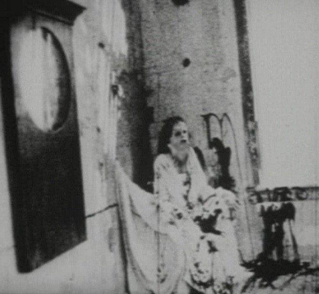 정체를 알 수 없는 사진들 | 인스티즈