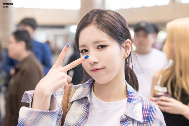 [러블리즈] 더블 1955버거 먹고 와서 명은이 | 인스티즈