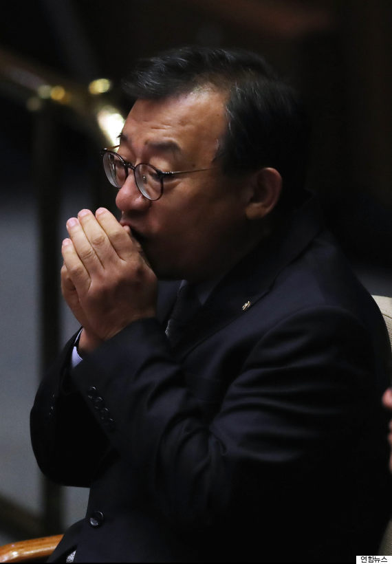 ???: 얘들아 잠깐만 기다려봐... | 인스티즈