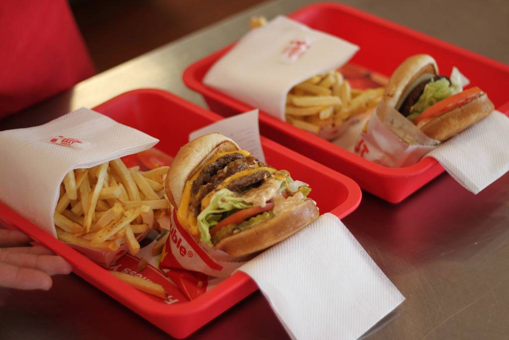 한국사람들에게 호불호가 명확히 갈리는 미국식 햄버거 2가지.jpg | 인스티즈