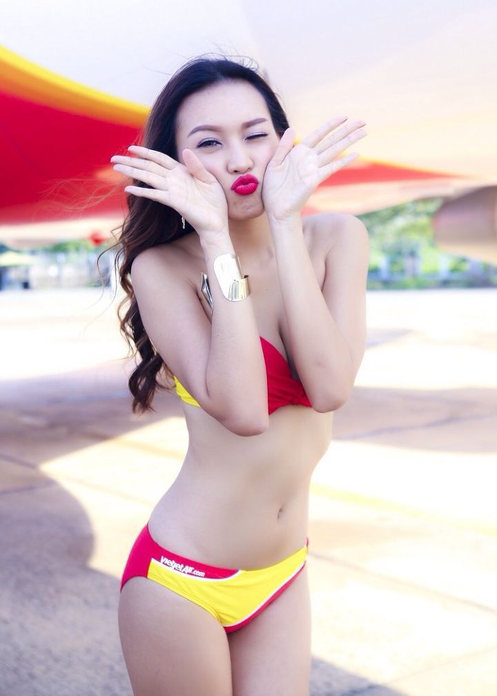 비키니 스튜어디스 선보인 베트남 항공사 | 인스티즈