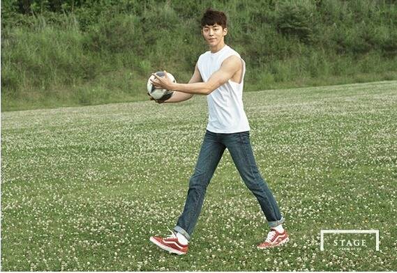 나이 어린 여자들이 전형적으로 좋아하는 남자 외모.jpg | 인스티즈