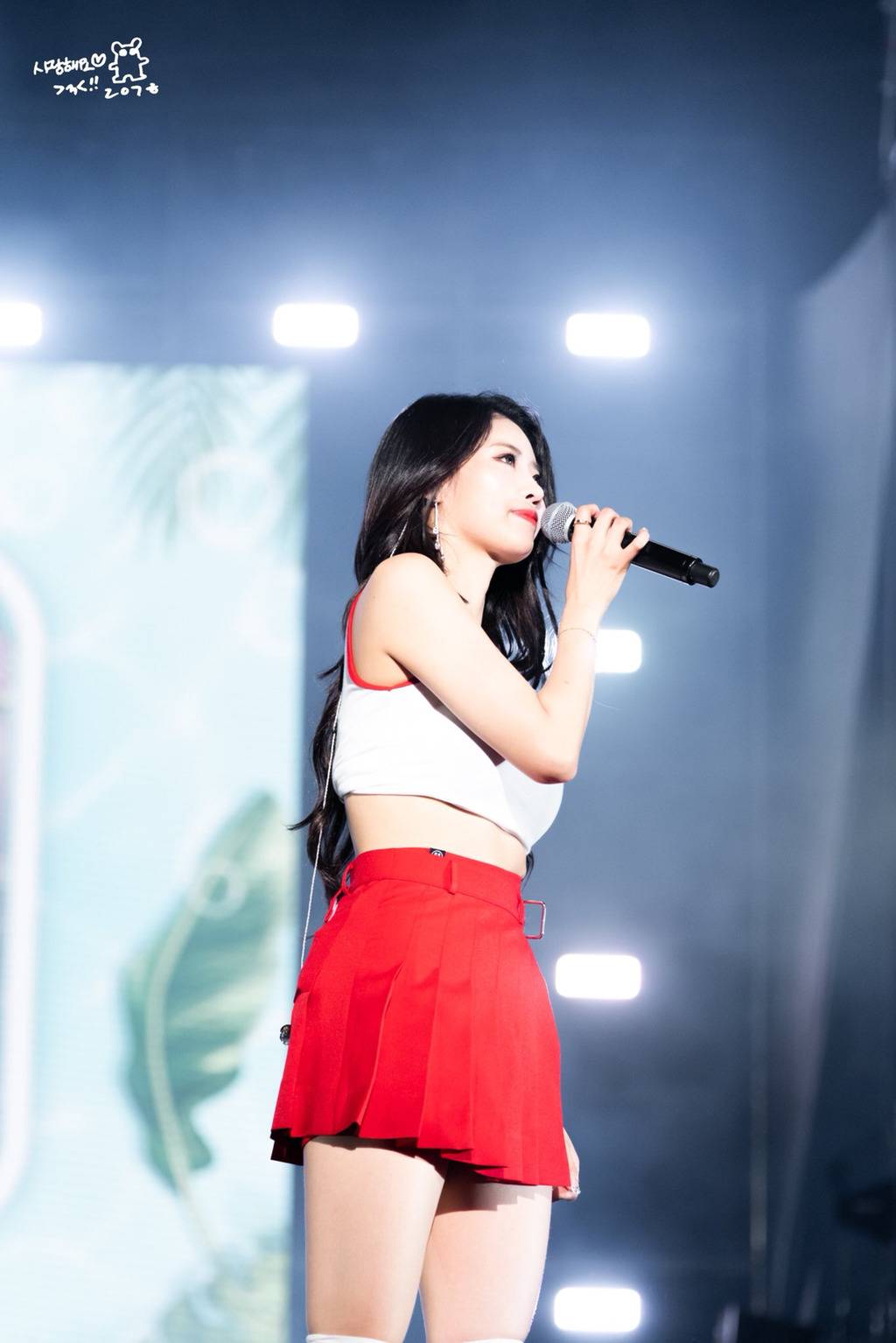 [러블리즈] 아침 밥도 먹었으니 양치질 하러 갈거라서 미주 | 인스티즈